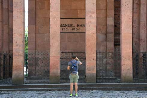 Row over 'traitor' philosopher Kant roils Russian hometown