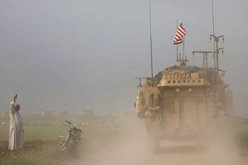 Syrian rebels say U.S. troops remain in key garrison near Iraq