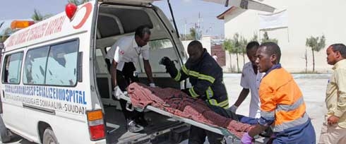 Somalia blast kills at least 6 near presidential palace