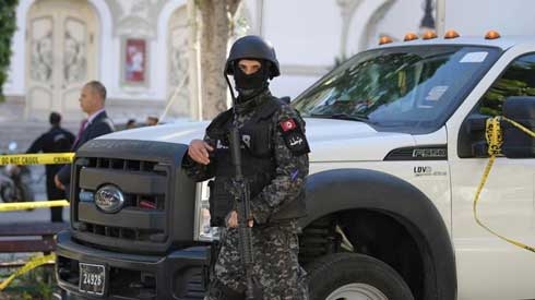 Two militants blow themselves up in clashes with Tunisian security forces