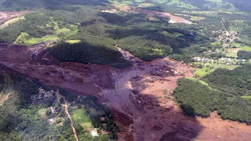 Brazil dam collapse death toll rises to 121