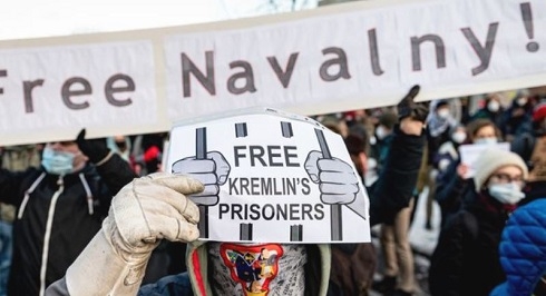 EU, US coordinate sanctions on Russian officials for Navalny jailing