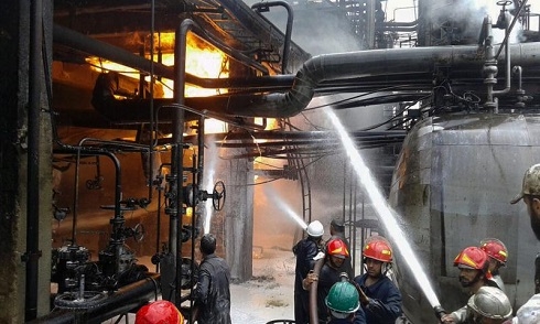 Fire at Syrian oil refinery extinguished after leakage