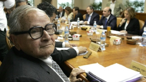 Eichmann's captor, Israeli ex-spy Rafi Eitan dead at 92: media