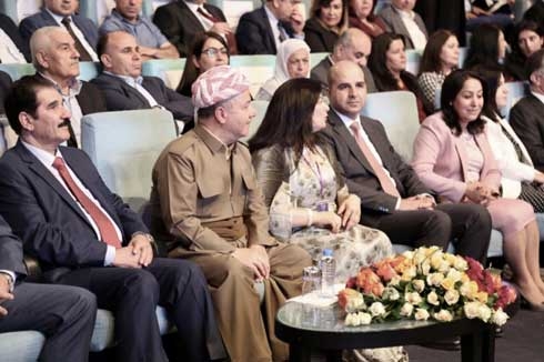 Barzani Reiterates His Support for Women's Activities in Kurdistan