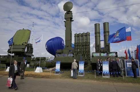 Russia to provide Syria with new S-300 air defense missiles