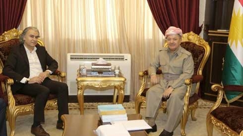 Barzani Receives Renowned Kurdish Writer Jan Dost