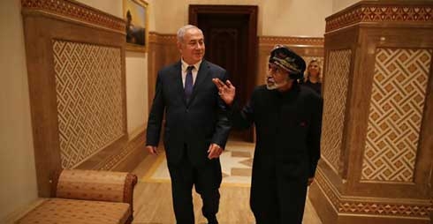 After Netanyahu and Abbas visits, Oman offers help in Israeli-Palestinian peace efforts