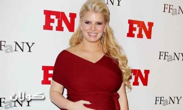 Jessica Simpson designing clothes for moms-to-be