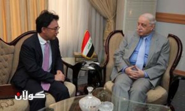 Undersecretary Receives Japanese Charge D'Affaires in Baghdad