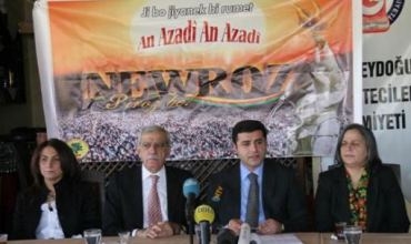 Wê di Newrozê de vîna Xweseriya Demokratîk bê nîşandan