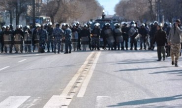 Li Silêmaniyê dîsan tundûtîjî, Baregehê Yekîtiya Qutabiyên Kurdistanê hat talankirin.