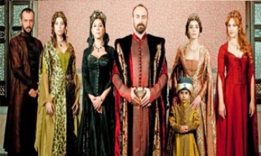 Erdogan fîlma Tirkî rexne dike: Bapîrên me ne weha bûn