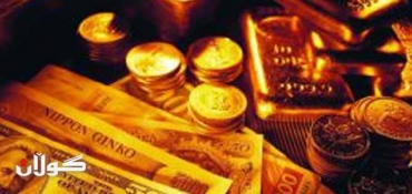 Gold prices drop on firmer dollar, euro zone concerns