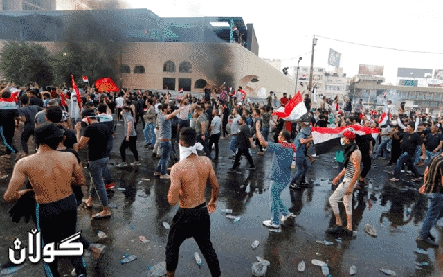  دیوانییە.. خۆپیشاندەران سێ رێگای سەرەکی و فەرمانگەکان دادەخەن 